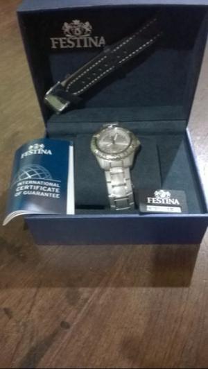 Reloj Festina F