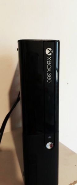 Vendo X Box 360 y Notebook ACER