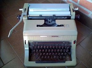 Maquina De Escribir Olivetti Linea 88 Faltan 4 Teclas