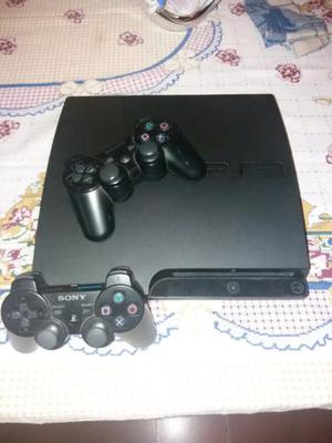 Se vende play 3 + 2 jostick + 8 juegos digitales y 160GB