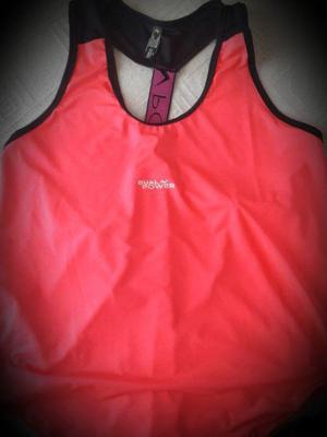 Vendo Lote de ropa deportiva al costo.