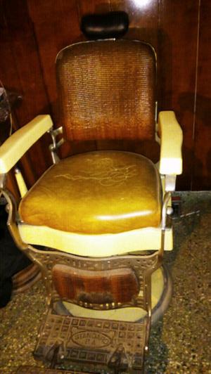 Antiguo sillón barbero