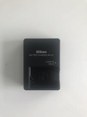 Cargador De Batería Para Cámaras Nikon Mh-24