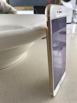 IPHONE 7 6 MESES DE USO DESBLOQUEDO POR APPLE