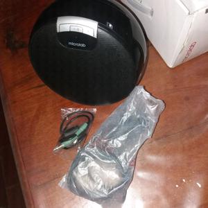 Parlante Portatil Microlab Con Bluetooth