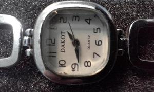 Reloj Dakot, acero inoxidable, malla en forma de pulsera