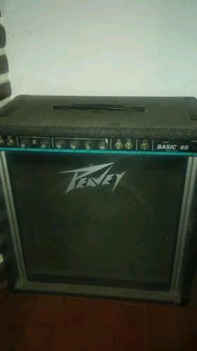 Amplificador peavey para bajo