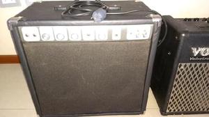 Amplificador valvular de guitarra 8 watts