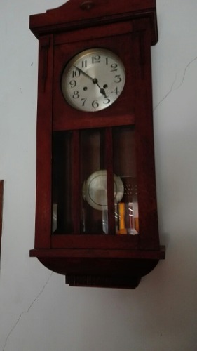Antiguo Reloj Aleman A Pendulo, Funcionando