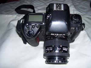 Camara Nikon G5