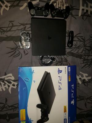 Ps4 +2 joy + 3 juegos