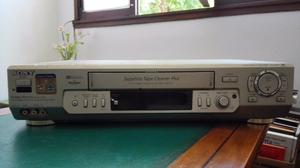 Reproductor de video-grabadora VHS