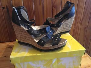 Sandalias taco chino negras