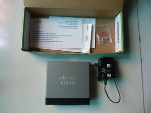 Switch 16 Puertos  Cisco SF 100D-16