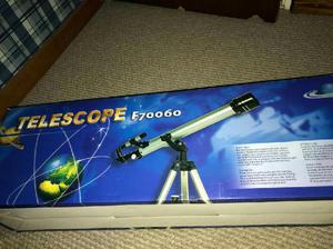 Vendo Telescopio F70060