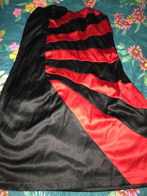 Vestido negro y rojo