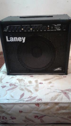 Amplificador laney lx65r