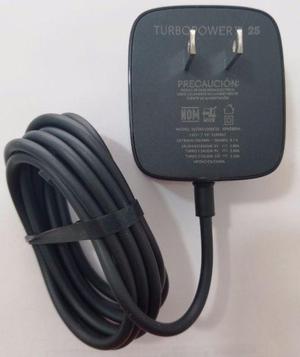 VENDO CARGADOR DE MOTOROLA TURBO NUEVO (una sola piesa)