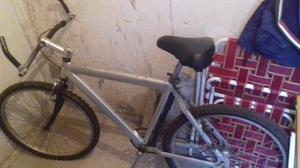 vendo bicicleta casi nueva  pesos