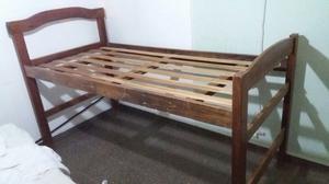 Cama Alta con Respaldo de Madera Paraiso 1 Plaza con