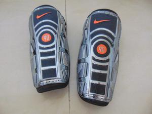Canilleras Nike Total 90 Profesionales
