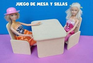 Set de 16 mueblecitos para Barbies en fibrofacil NUEVOS