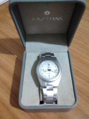 Vendo Reloj pulsera. Impecable!!!