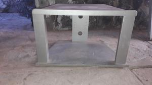 mesa de tv color gris con estante vidrio sin ruedas