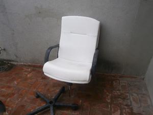 vendo sillon director,cuero ecologico