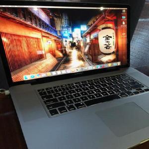 MacBook Pro 17 Impecable!