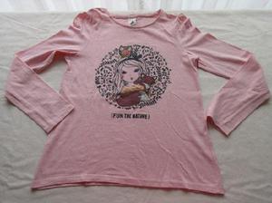 Remera de mangas largas, color rosa, con dibujo, marca