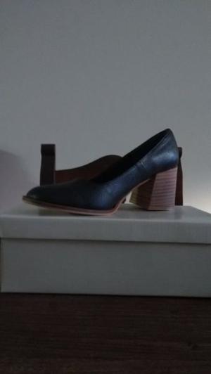 zapatos stilettos mujer