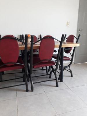 Mesa con 6 sillas