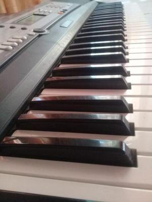 Teclado Yamaha Psr E213 61