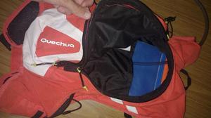 Vendo mochila quechua con hidrapack