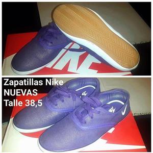 Zapatillas Nike Violeta