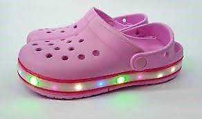 crocs con luces