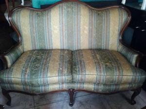 hermoso sillon de estilo INGLES COLONIAL