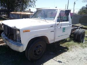 Ford 350 sin Motor Mod 85