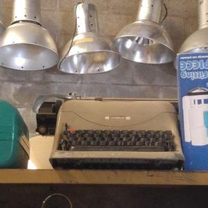 MAQUINA DE ESCRIBIR