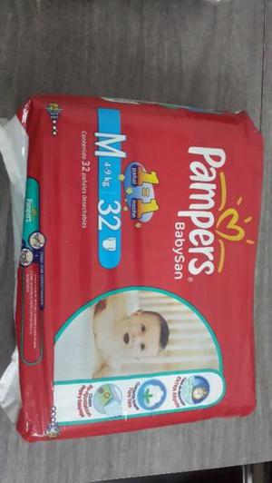 Pampers Baby San M x 32