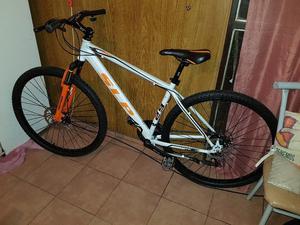 mountain bike R29