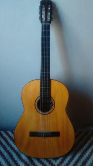 Guitarra, Perfecta Perez.