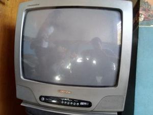 Televisor goldstar "21" pulgadas con control remoto (usado)