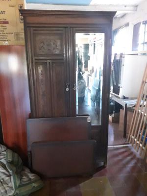 Vendo muebles antiguos varios