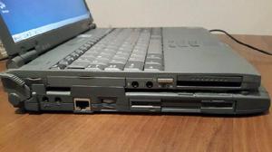 notebook marcha TOSHIBA modelo PORTEGE 7100 tiene puerto de