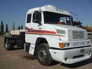 Impecable Camion Mercedes Benz 38 tractor  (Permuto)