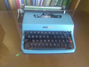 Maquina de escribir Olivetti... Impecable!!!