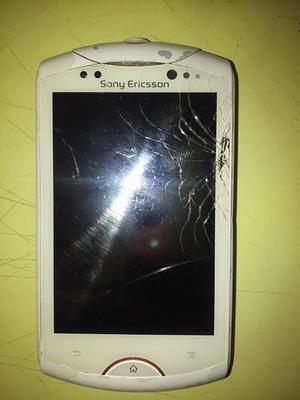 Vendo Sony Ericsson Xperia LIVE