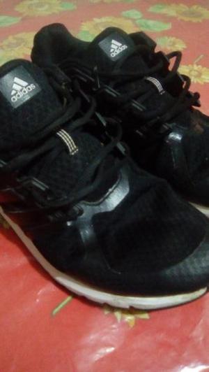 Vendo Zapatillas Adidas De Running Duramo 8